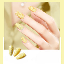 Crack glue nail polish gel